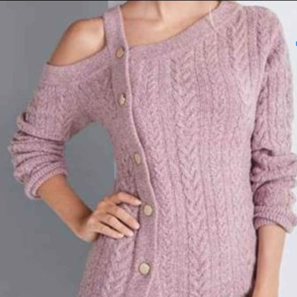 Gorgeous cable knit, sexy, cold shoulder sweater. 3X